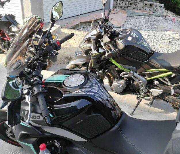 别人说玩摩托车不烧钱,初学者玩摩托买什么摩托车