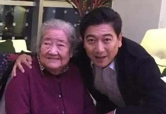 水均益前妻瘫痪新闻,水均益为什么离婚不离家