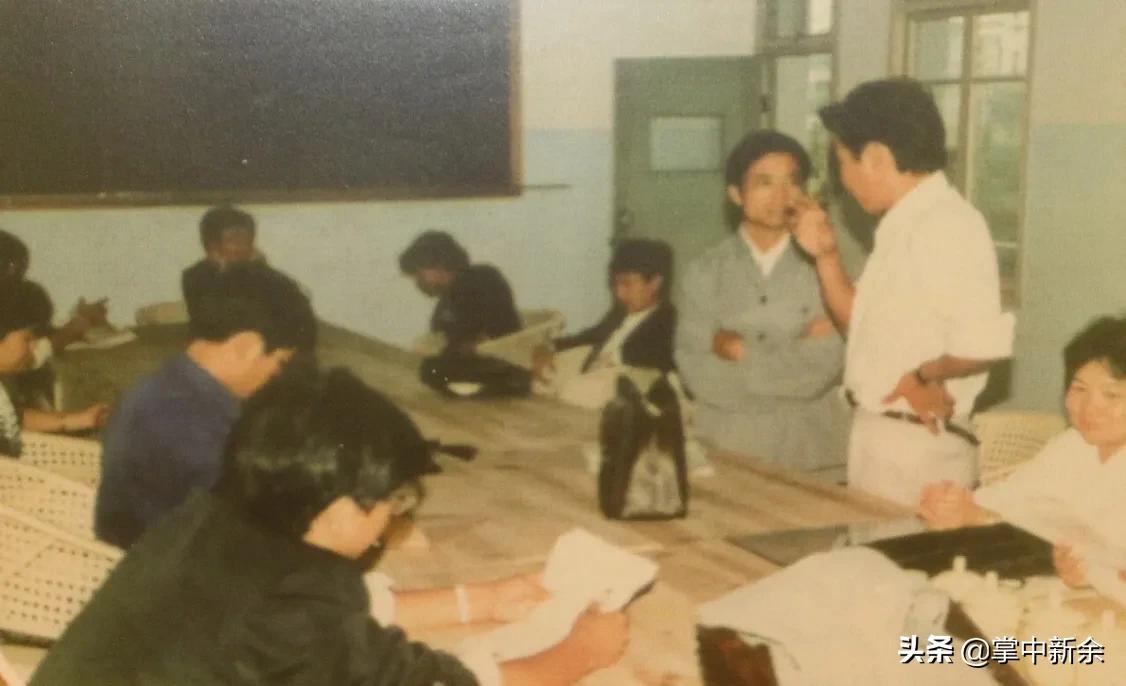 一起见证一所学校的成长,一起见证你的成长视频