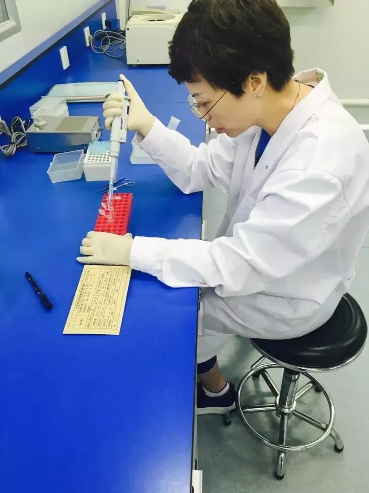 亲子鉴定见证数万人被绿,亲子鉴定师见过几万人不是亲生