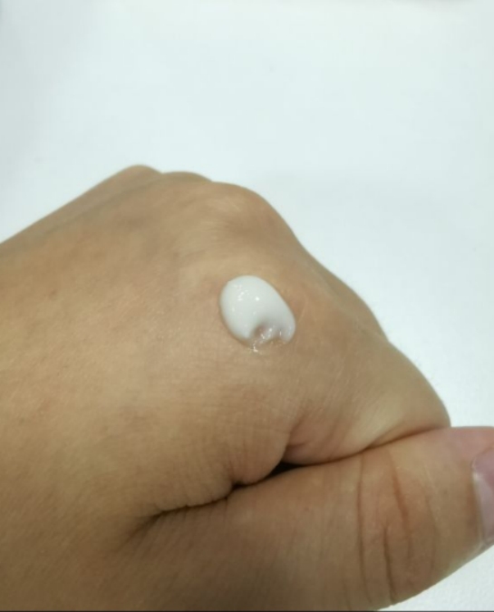 孕期眼霜推荐雅诗兰黛,眼霜推荐排行榜兰蔻菁纯眼霜