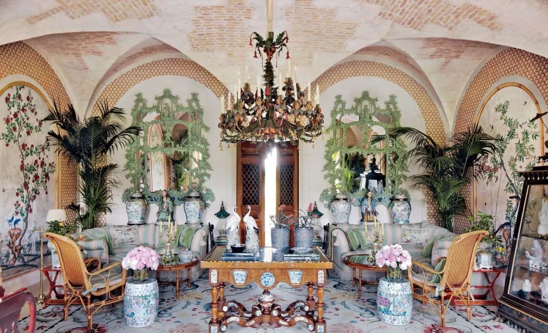 意大利品牌华伦天奴,华伦天奴首席设计师