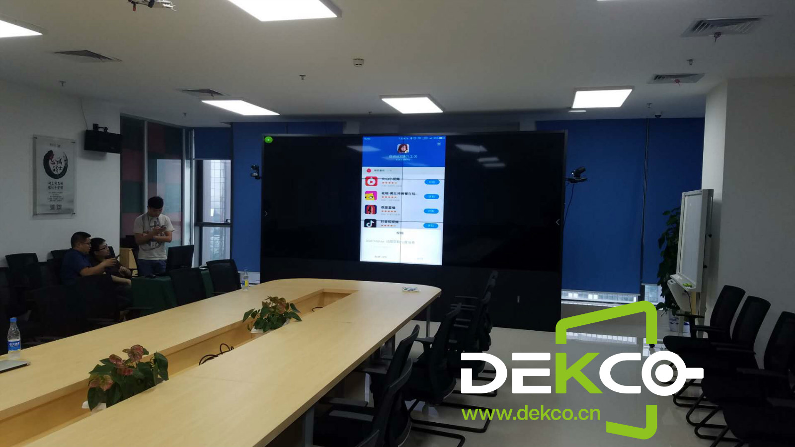 macbookair和电视无线投屏,苹果笔记本怎么无线投屏到投影仪