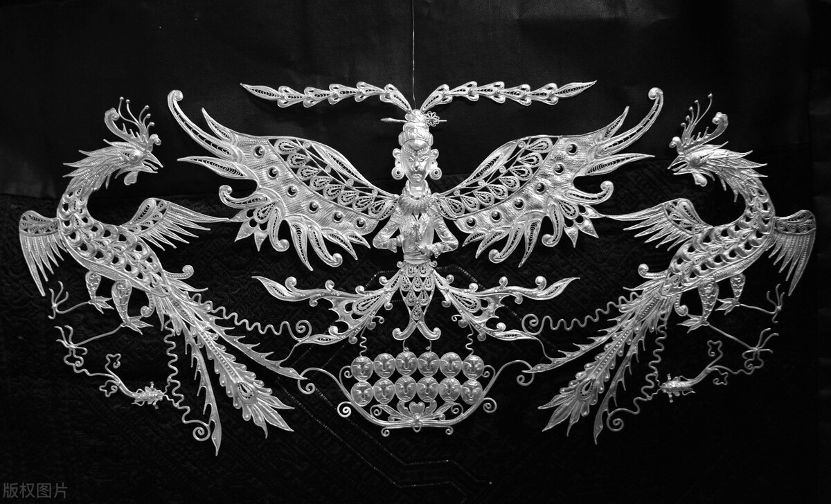 足金跟银饰一起佩戴,佩戴银饰有什么讲究禁忌