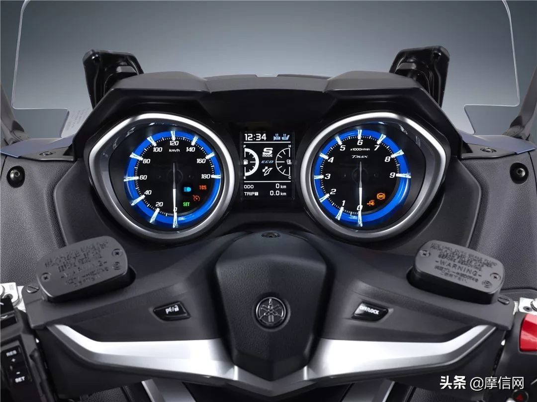 雅马哈tmax530顶配价格,雅马哈tmax530和xmax300对比