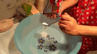 小苏打碳酸氢钠的功效与作用,小苏打真有这么多用处吗