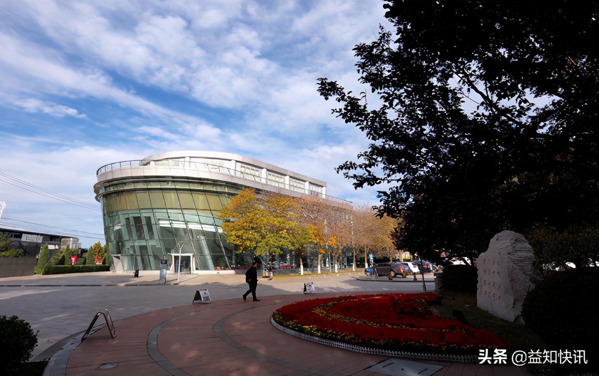 7所正厅级985学校,三所国家级干部学院