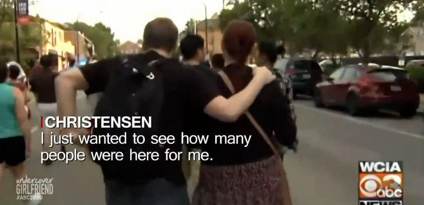 美国章莹颖纪录片2020完整视频,美国伊利诺伊州章莹颖