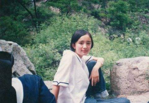 年纪越大脸就会越小是真的吗,如何判断自己是鹅蛋脸还是方脸