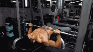 男生胸肌练太大撑衣服怎么办,胸肌能撑烂衣服吗