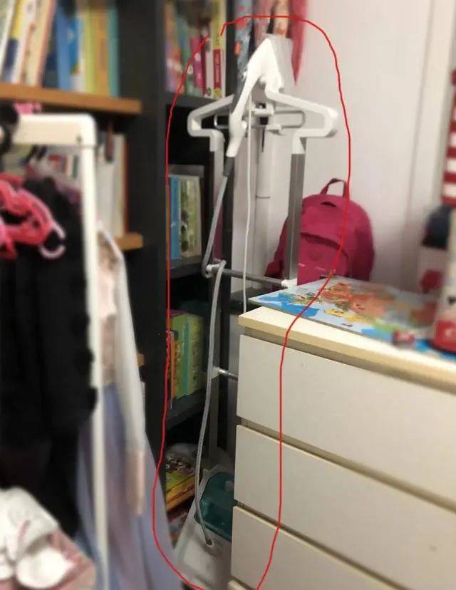 新衣服皱巴巴比农村来的还土气!法格挂烫机化身宠衣狂魔,真巴适