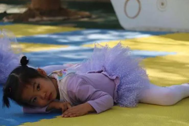 幼儿园一周报几样兴趣班,幼儿园一周十样兴趣课