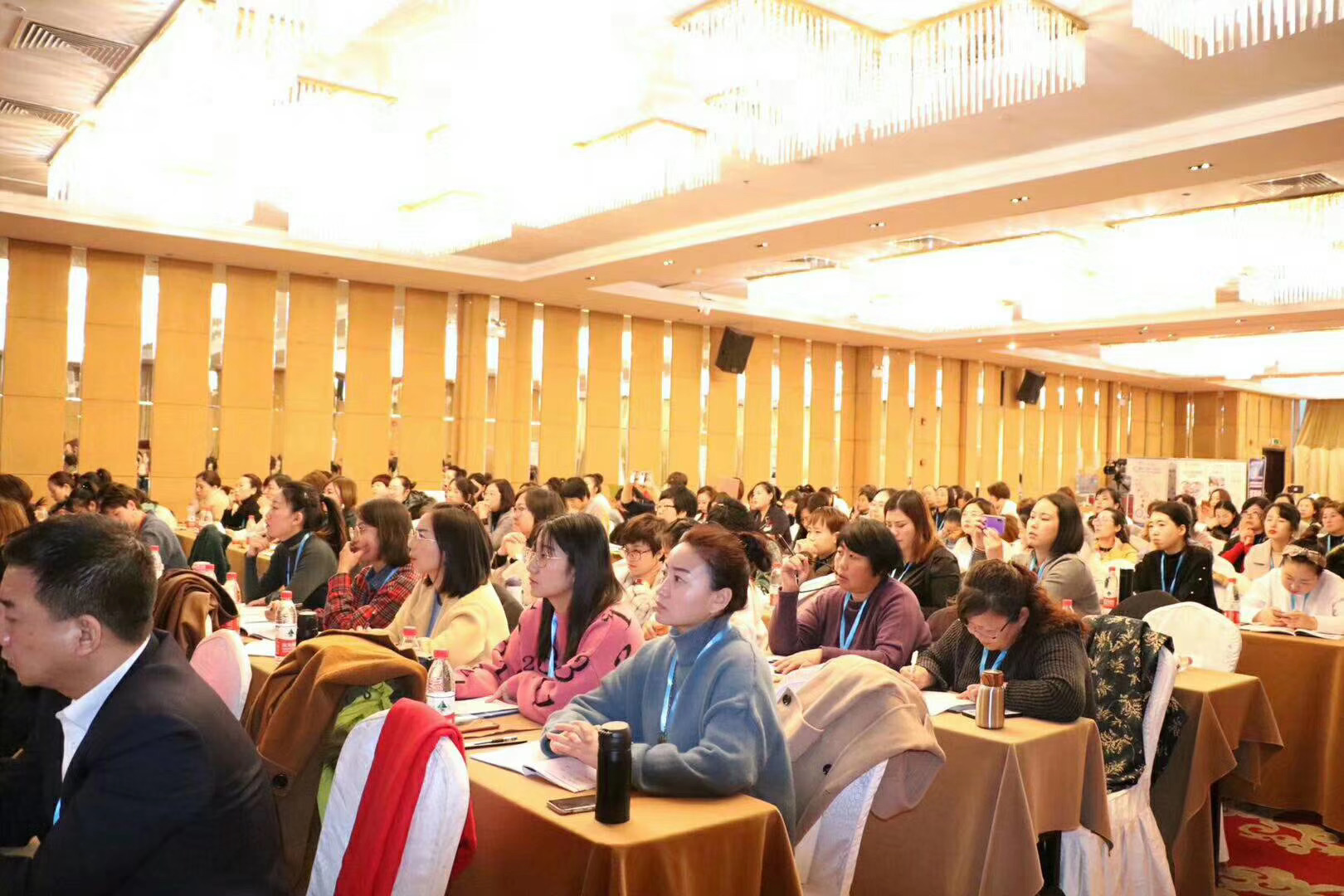 蓝丁格尔乳腺健康品牌加盟,蓝丁格尔加盟