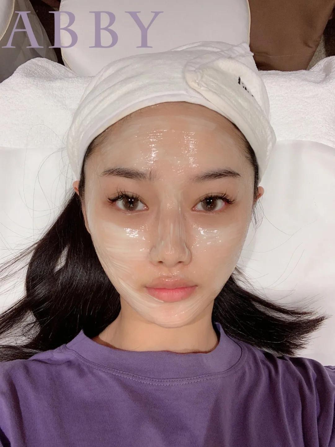 看你的小胡子这么可爱，一定是个男孩纸