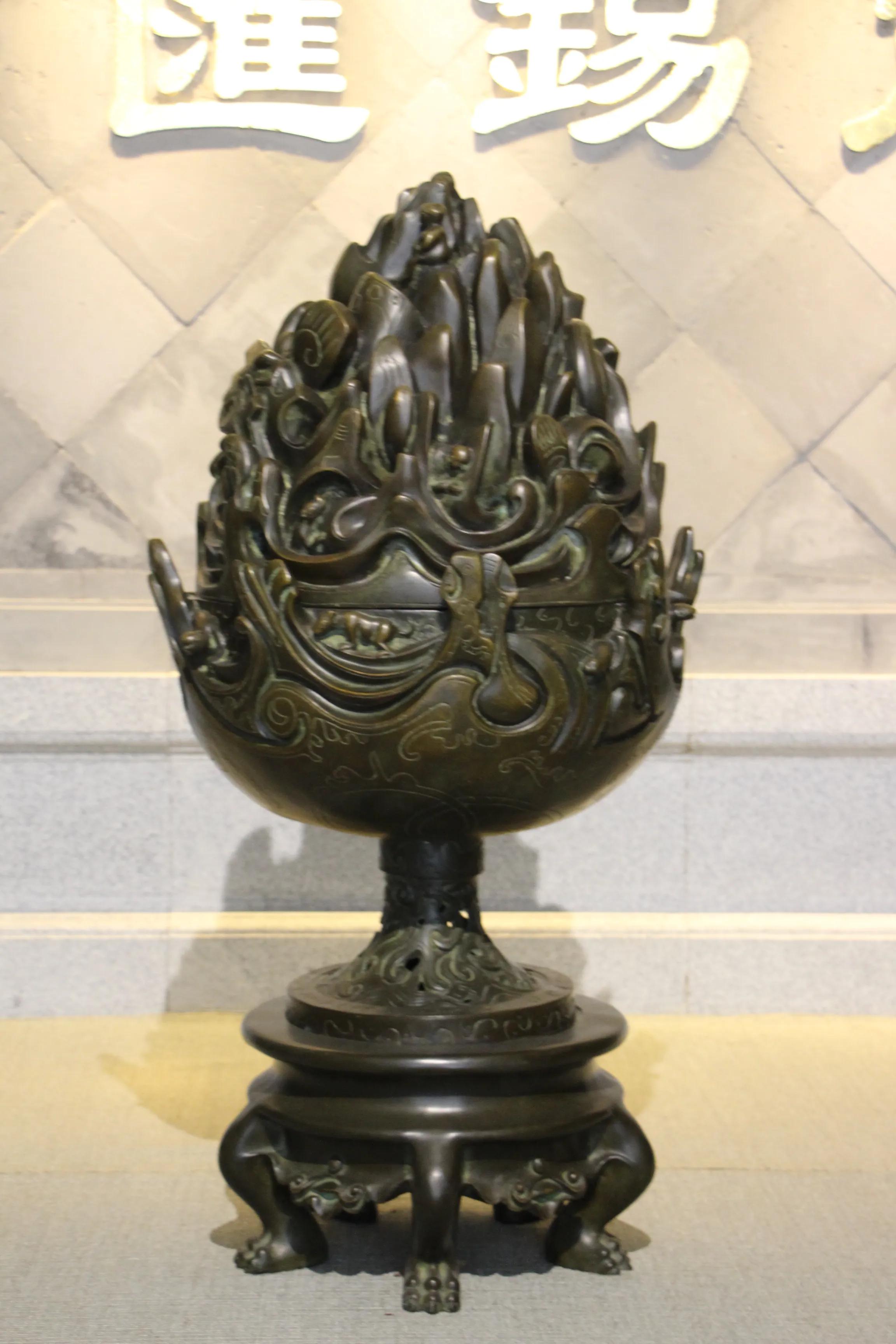 享受阳光-醉爱收藏文化的著名企业家许末兴