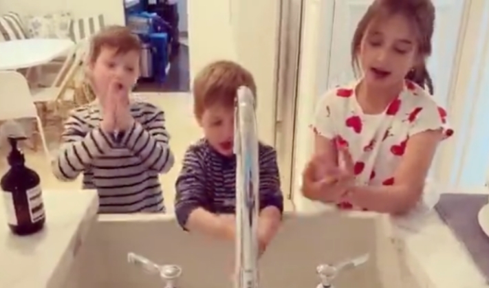 伊万卡年轻视频,伊万卡为什么看起来那么年轻