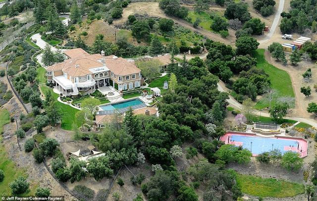 航拍国外豪华私人别墅,实景拍摄带你看豪宅国外