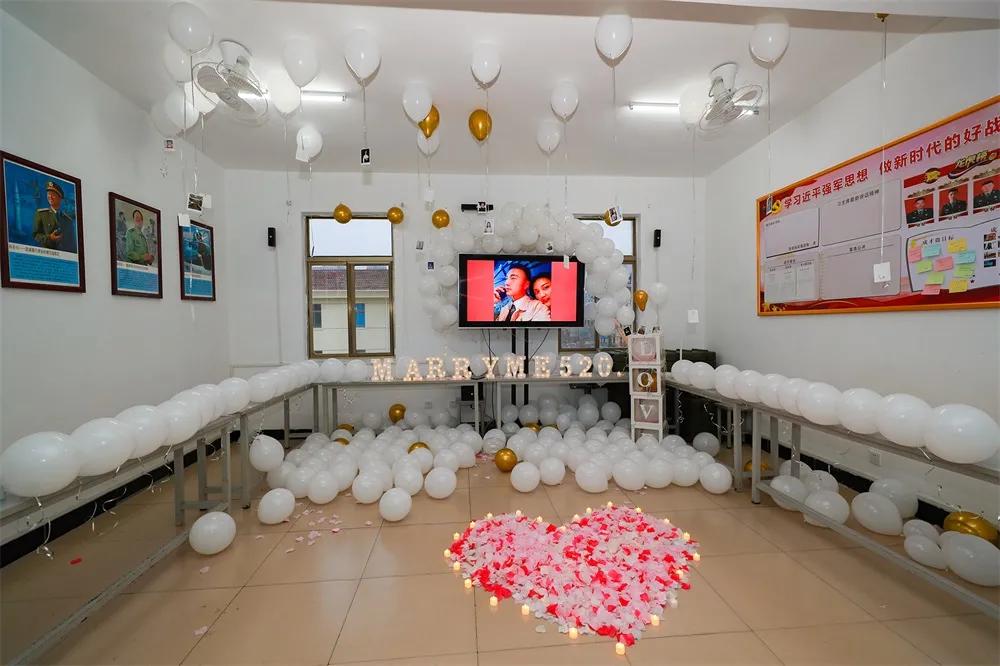 一款浪漫的求婚视频,最浪漫的一场求婚现场