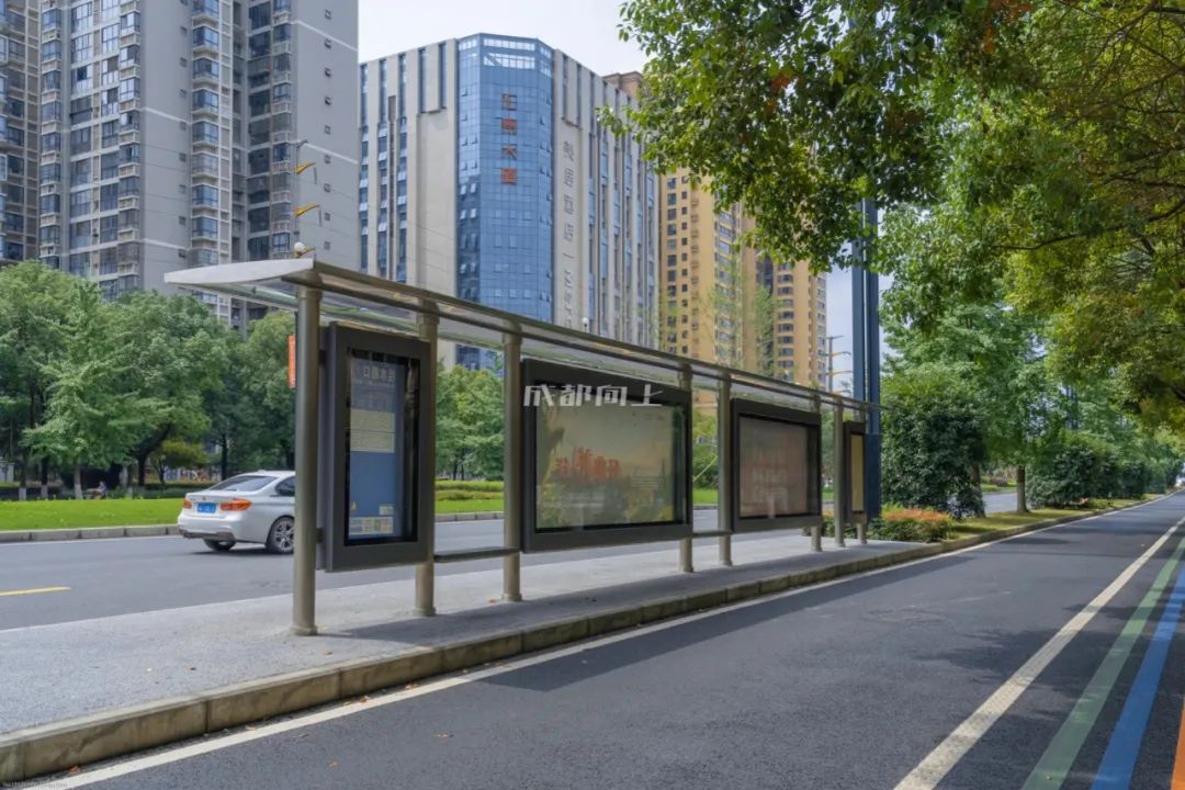 成都二圈层公交车对比,成都二圈层双流和龙泉谁更强