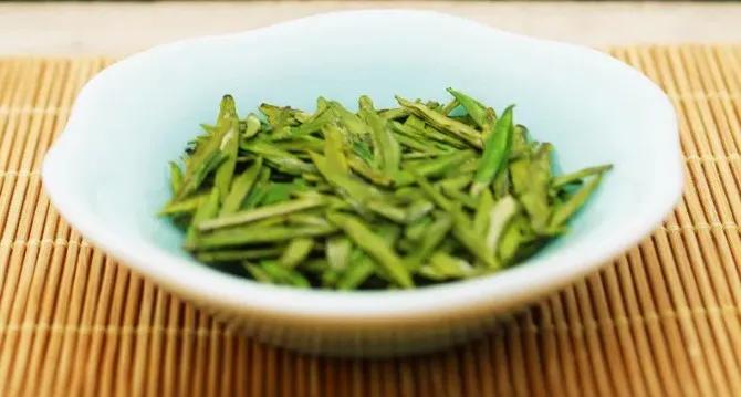 茶知识龙井推荐,西湖龙井的茶型介绍