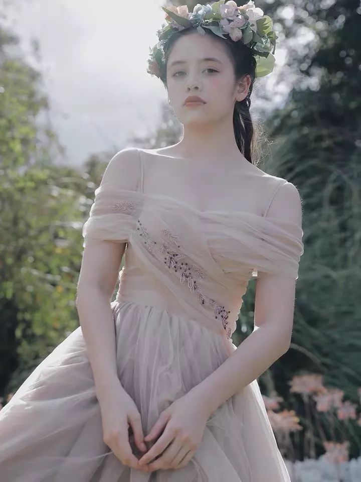 领证跟拍需要自己准备服装吗,领证服装推荐秋冬