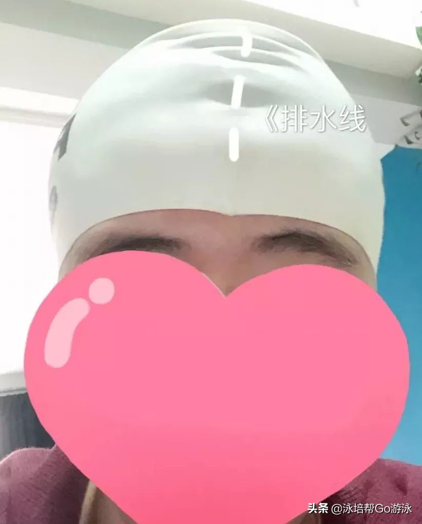 泳帽不勒头不掉,游泳泳帽怎么戴