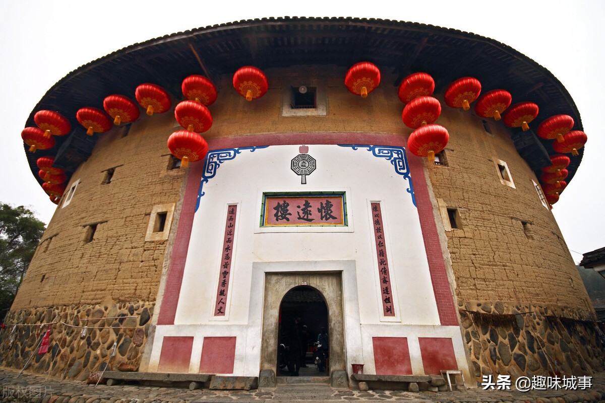 南靖土楼光看四菜一汤不过瘾,沼泽地上的最高土楼,堪称风水宝地