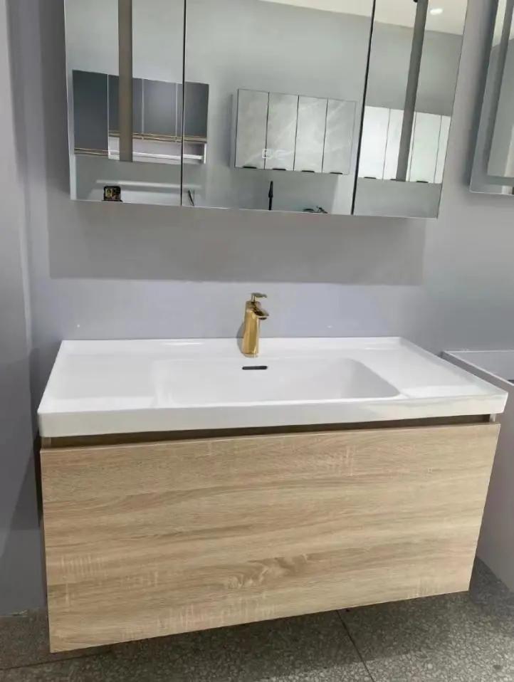 卫生间装修不能错过的浴室柜,小的卫生间如何选浴室柜