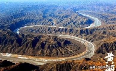 地理风水寻龙与点穴,觅龙察砂观水点穴立向