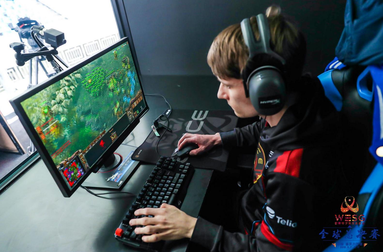 wesg2017亚太区女子组总决赛,华硕mg248qr显示器评测