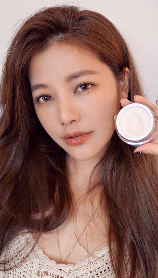 最自豪自己的完美腰线！许路儿不藏私分享有感瘦腰3招