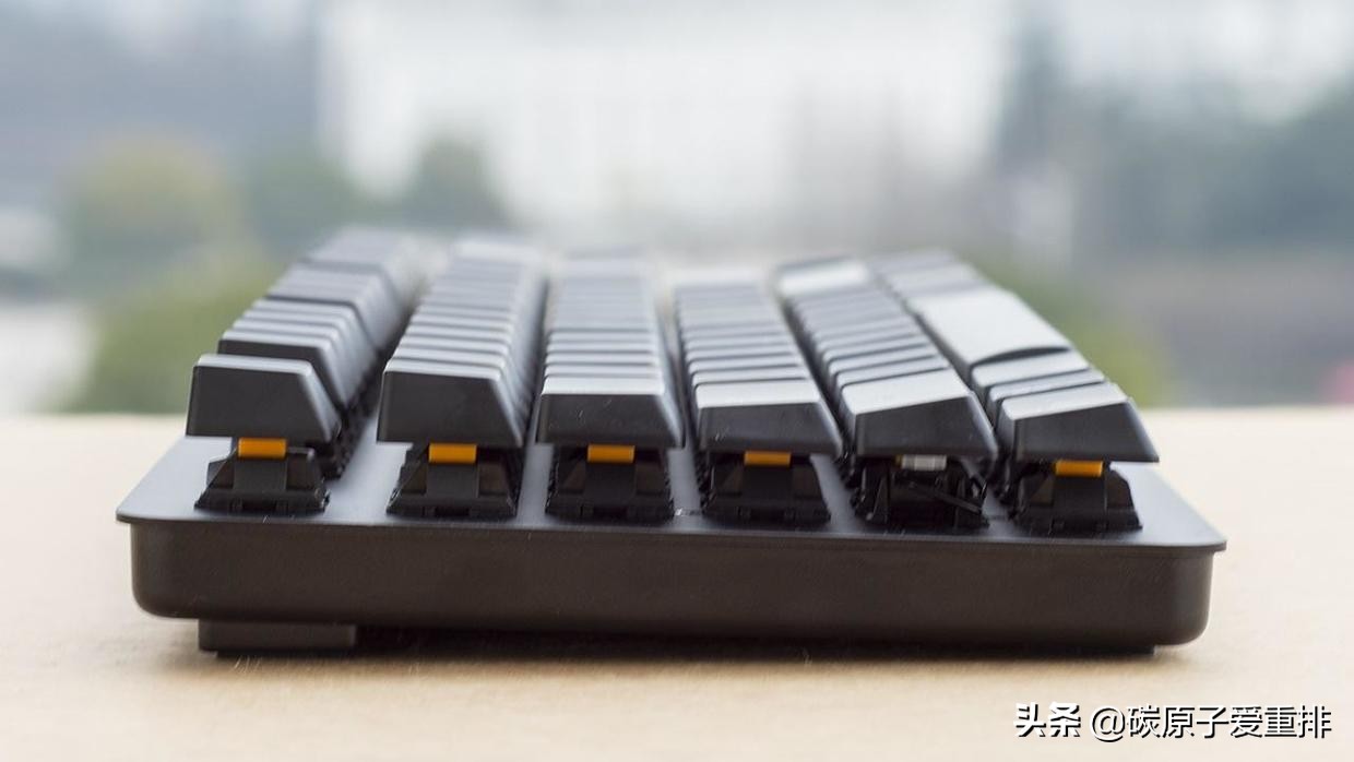 雷蛇黑寡妇蜘蛛标准版机械键盘,雷蛇黑寡妇蜘蛛键盘测评