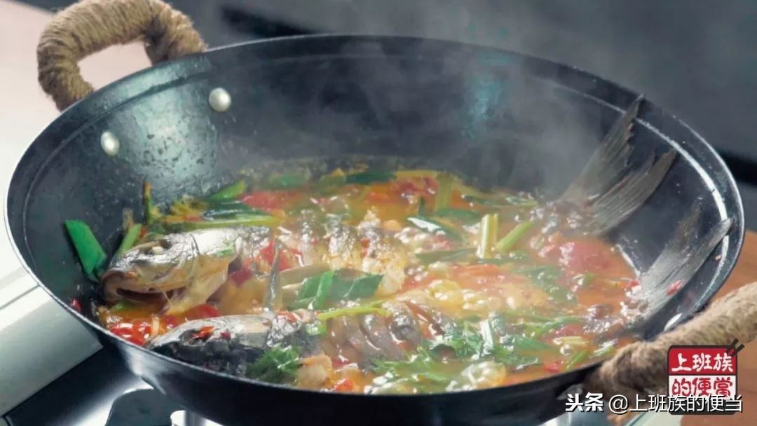 正宗重庆人做鱼的方法,新疆人最简单的做鱼方法