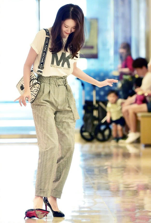 林允儿瘦了以后图片,林允儿瘦到只剩骨头