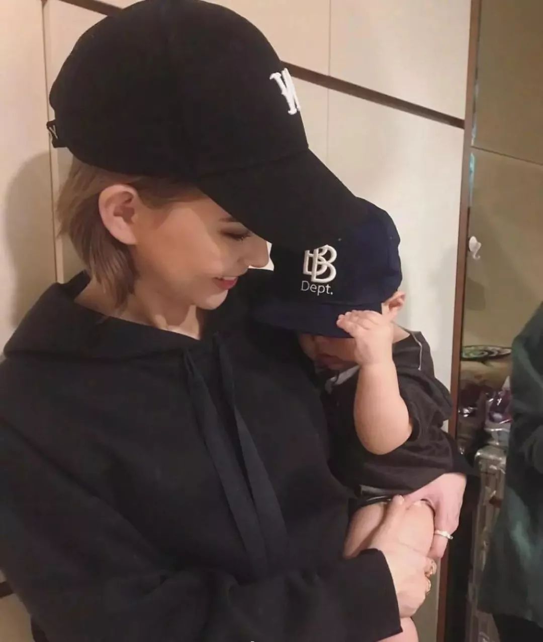 时尚从宝宝抓起,一岁的潮流宝宝