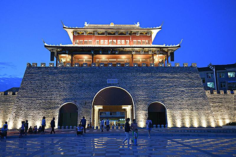 夜郎为何自大,夜郎自大告诉我们一个什么道理