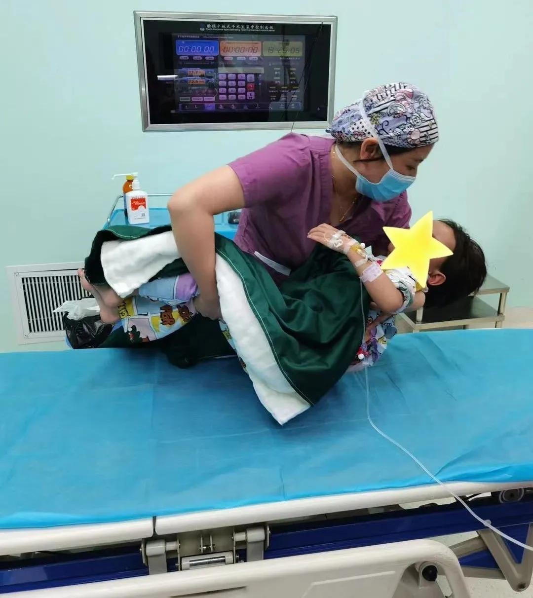 以心为灯愿作生命的守护天使图片,以心为灯愿做生命的守护天使