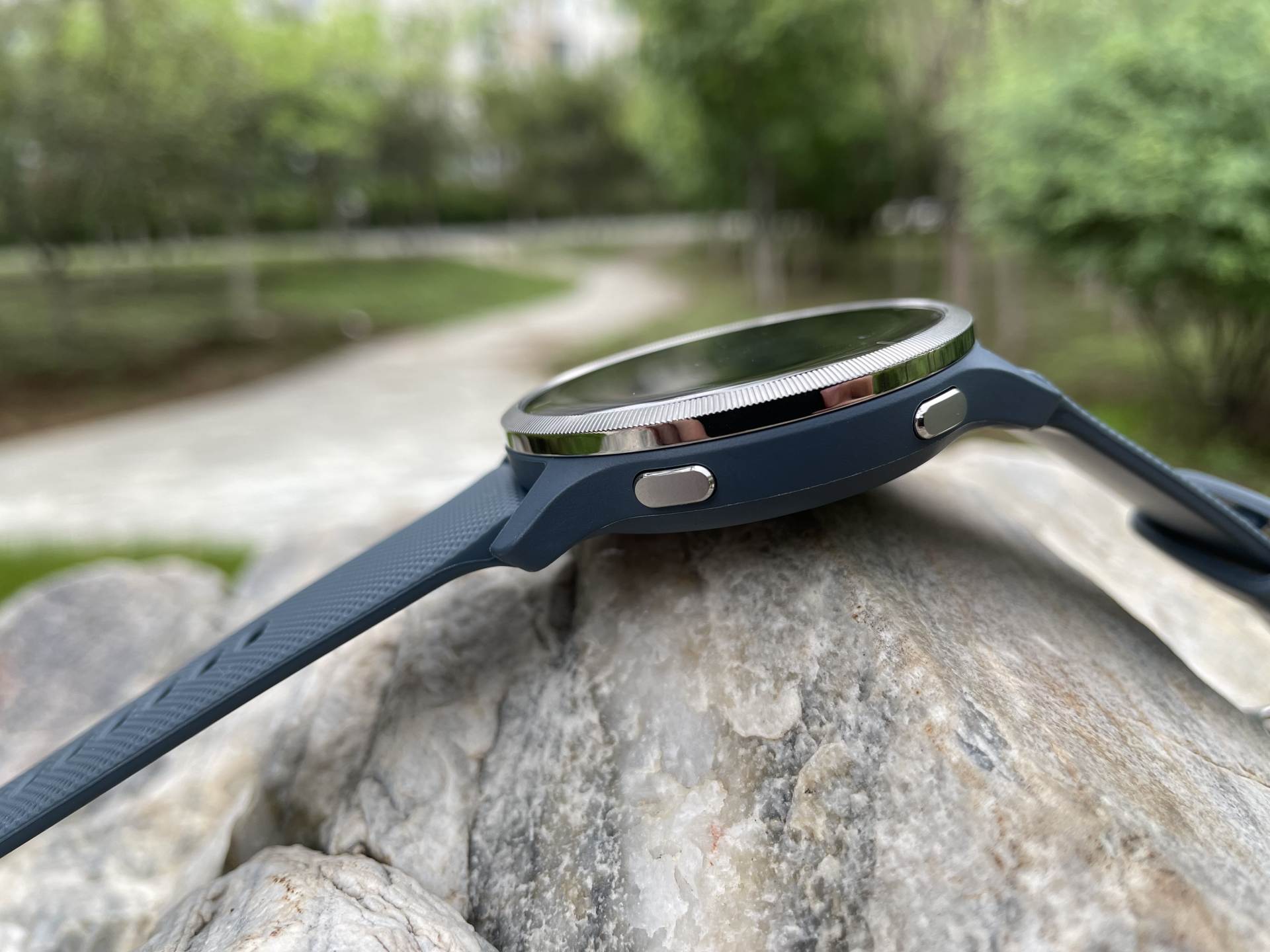 garminvenu2怎么设置表盘,garminvenu2如何开始跑步