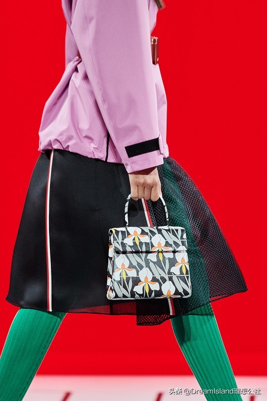 prada2023早春新款包,新款prada时装包晚宴包