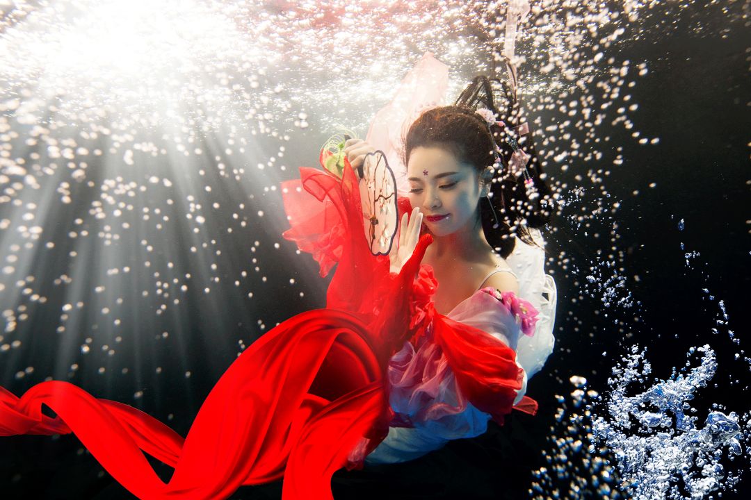 引爆星城！三亚仙气十足的水下摄影来长沙啦~湖南卫视率先取景