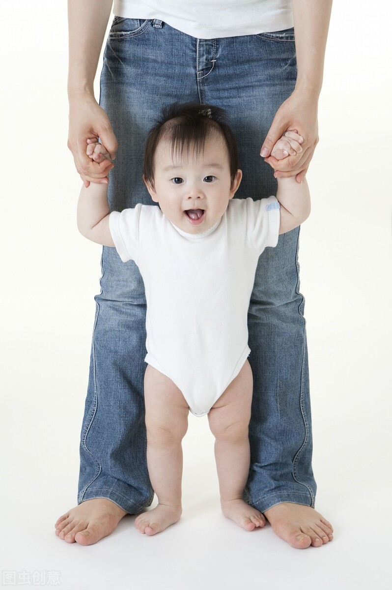 急死了！！宝宝的腿有点弯？到底是不是罗圈腿？