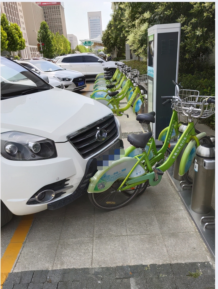 心塞！长葛一男子弄丢一辆“小绿”，竟然要赔……