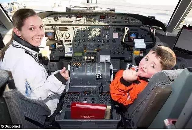 圣诞老人来了真实视频,圣诞老人来澳洲