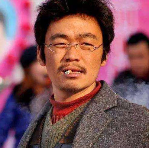 身价过亿的人都抽什么烟,身价上亿的明星抽什么烟原视频