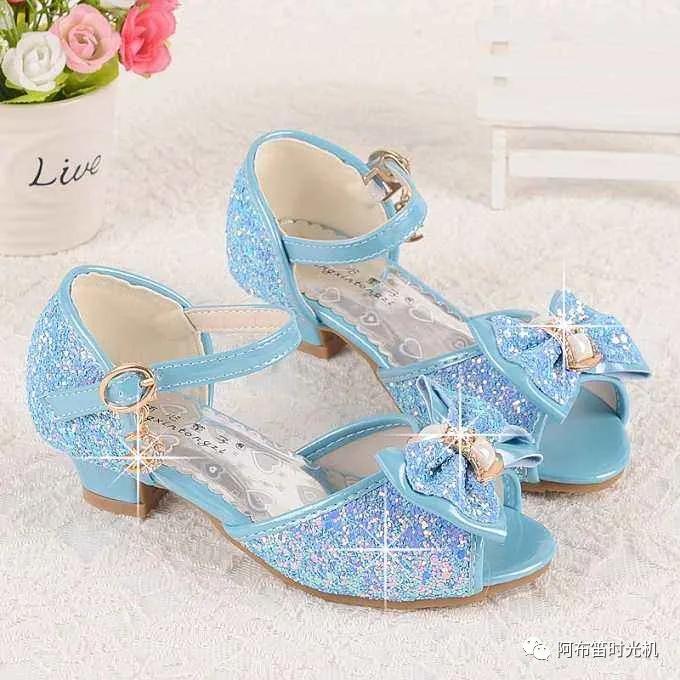 这3种鞋千万别给孩子穿,要不要给孩子买偏大一点的鞋