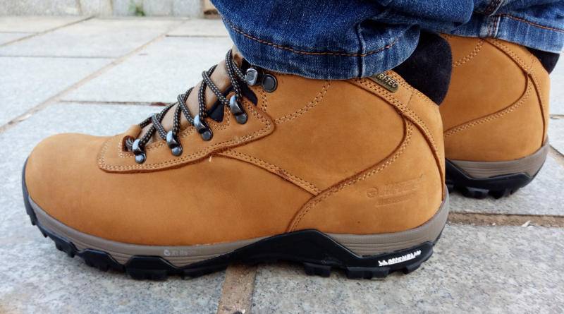 适合宽脚徒步登山鞋,又能徒步又能通勤的徒步鞋