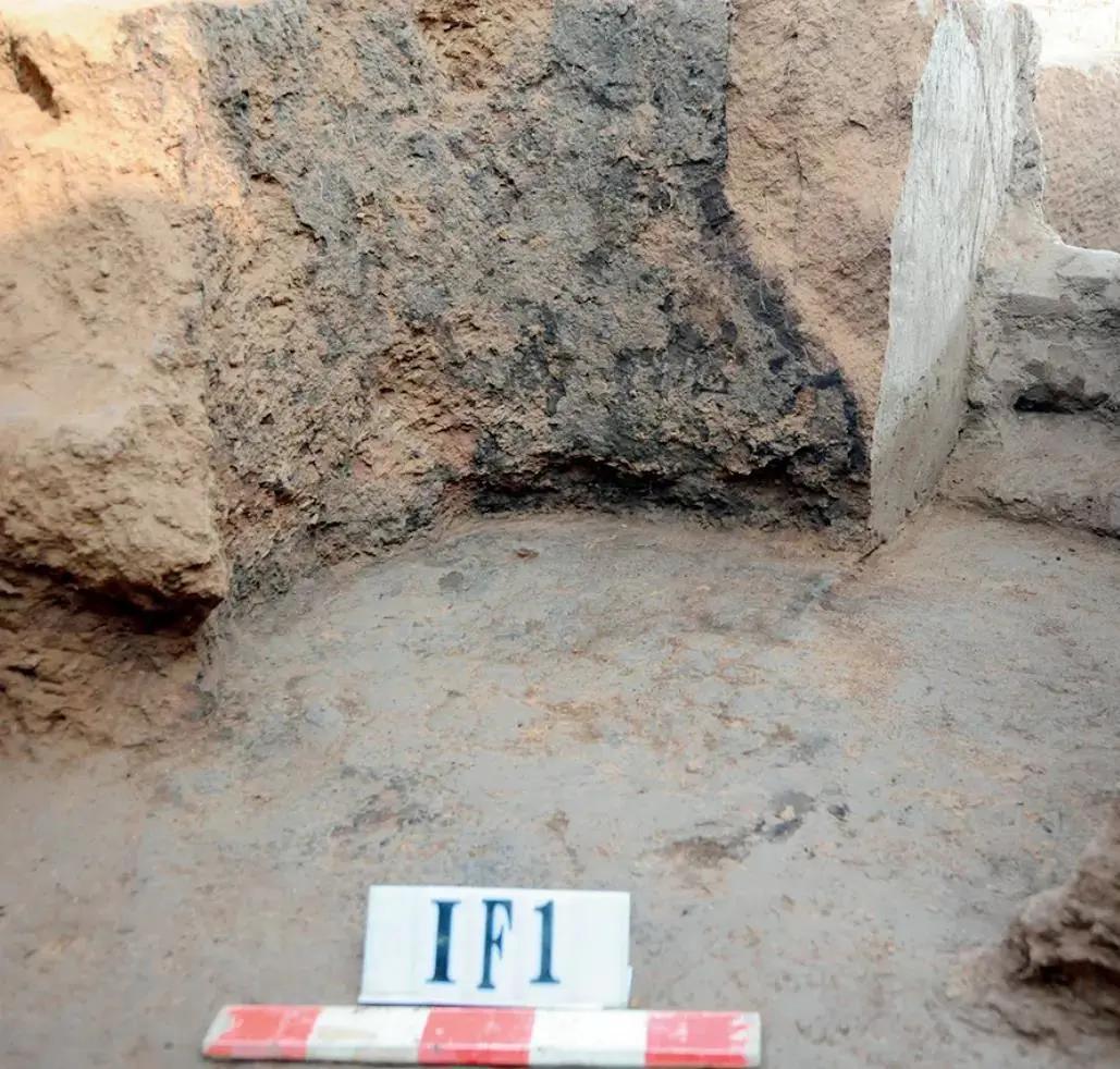 古老烧木炭窑的结构,古代木炭窑