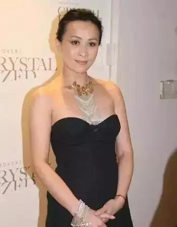 娱乐圈女明星都是怎么减肥,娱乐圈女明星的恐怖减肥法曝光