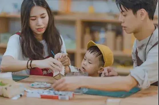 广州从化山野间隐奢桃源民宿，诗意野趣手作做个小木匠丨菁木山舍