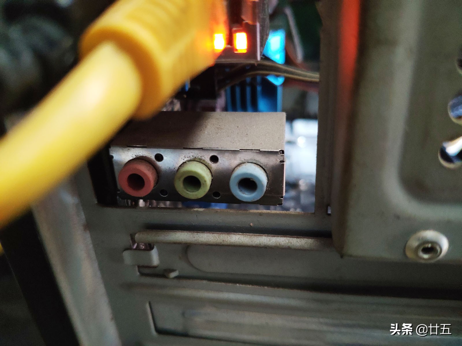 dell笔记本电脑如何连接蓝牙耳机,电脑怎么连接蓝牙耳机教程